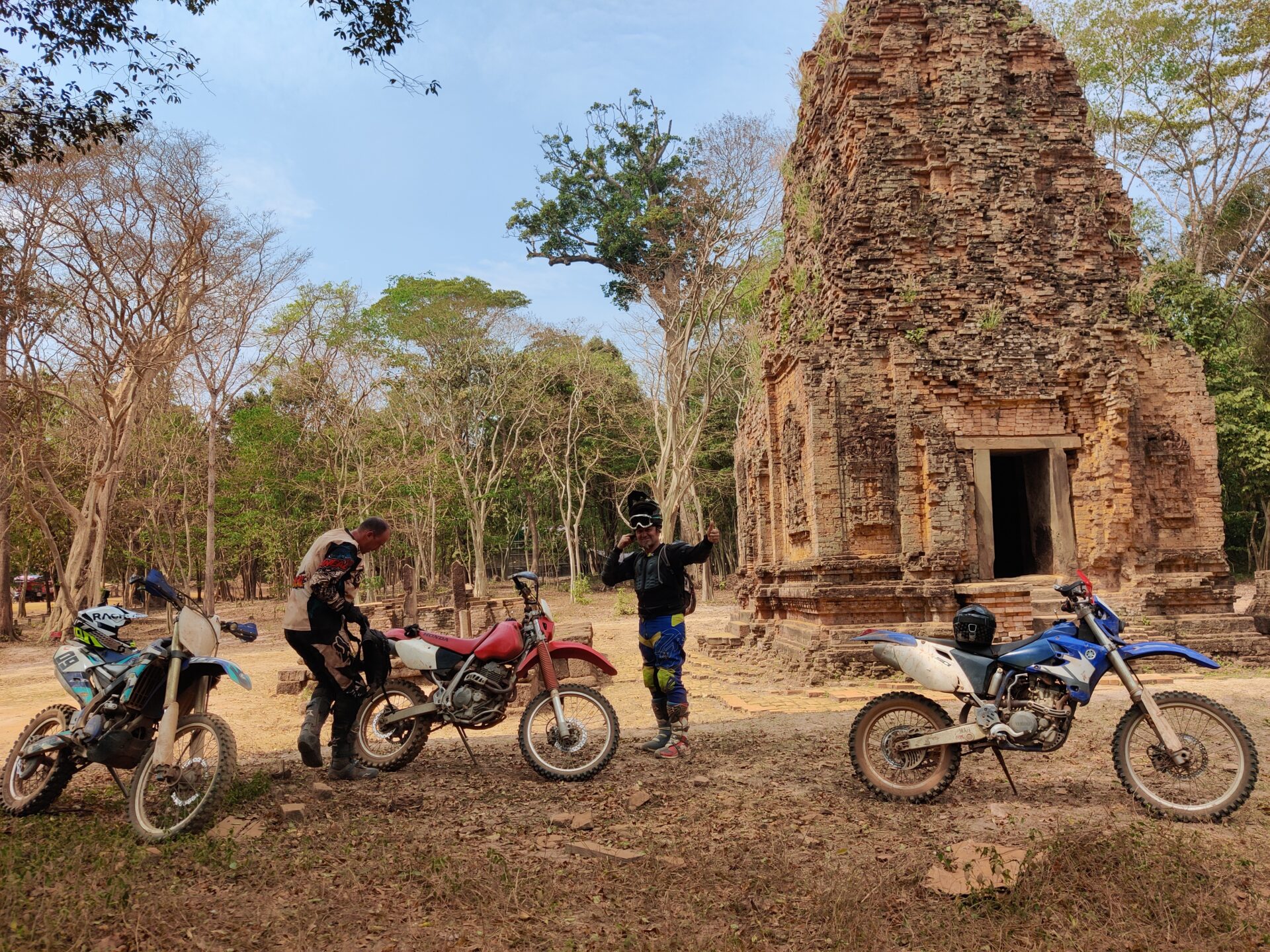 10223cambodia-motorcycle-adventures-03.jpg