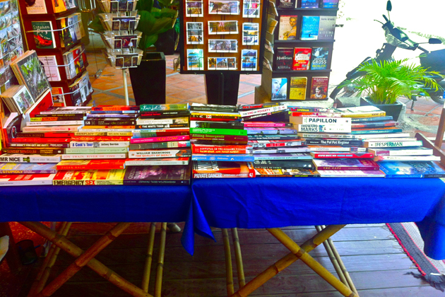 1439ponloeu-angkor-bookshop-stationary-&-printing-04.jpg