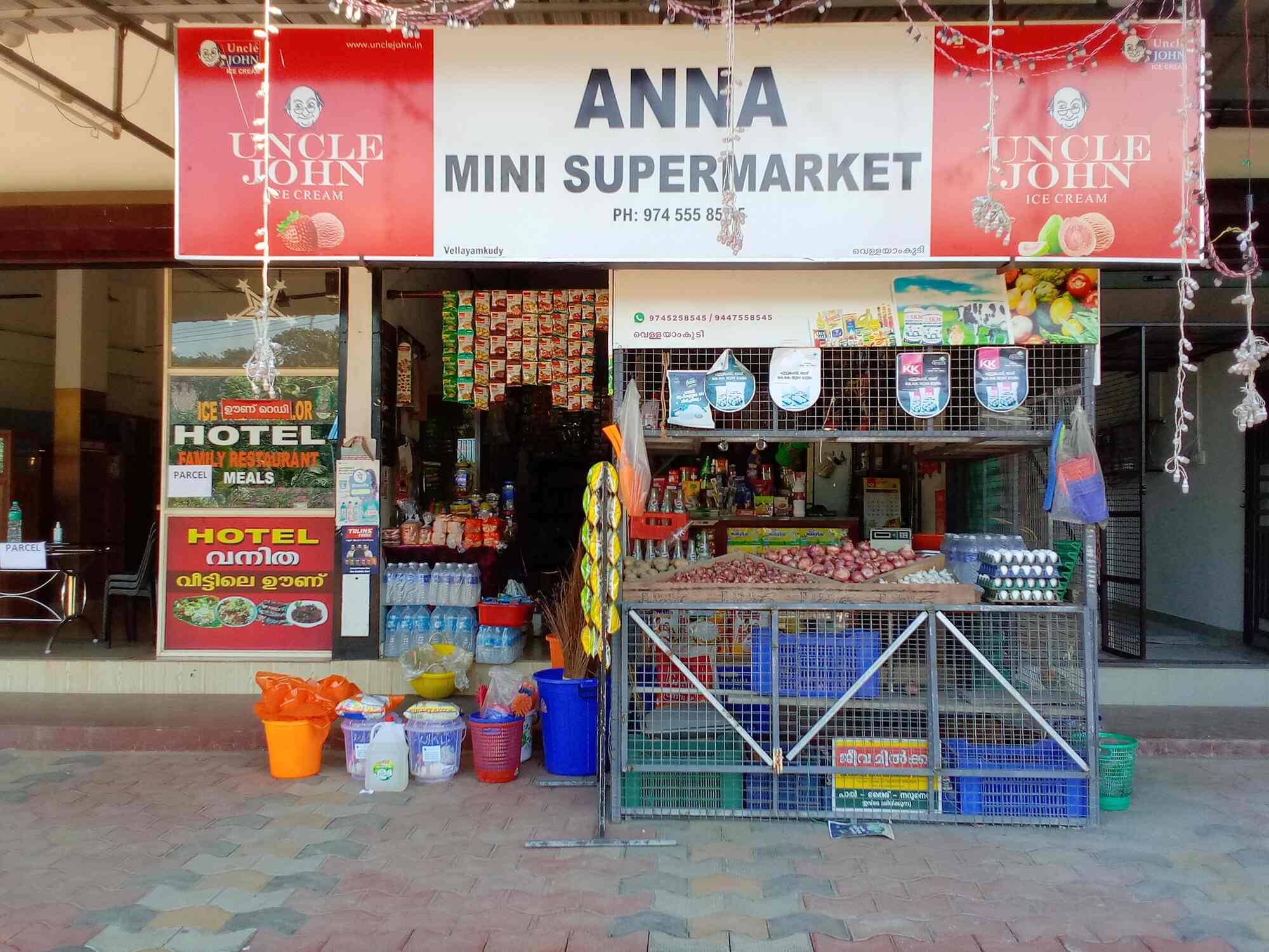 23556ambia-restaurant-&-mini-mart-01.jpg