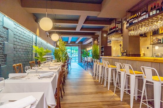 30083rasoi-ghar-indian-restaurant-03.jpg