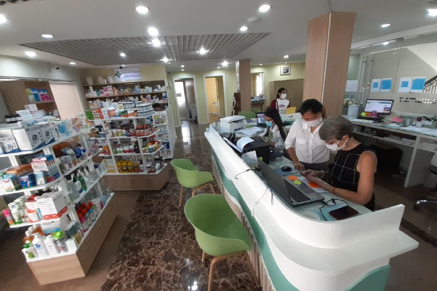 31073preah-neareay-pharmacy-02.jpg