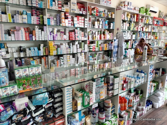 52682pharmacy-pailin-02.jpg