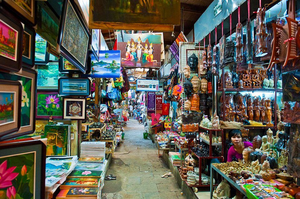 86243phnom-penh-souvenir-shop-05.jpg